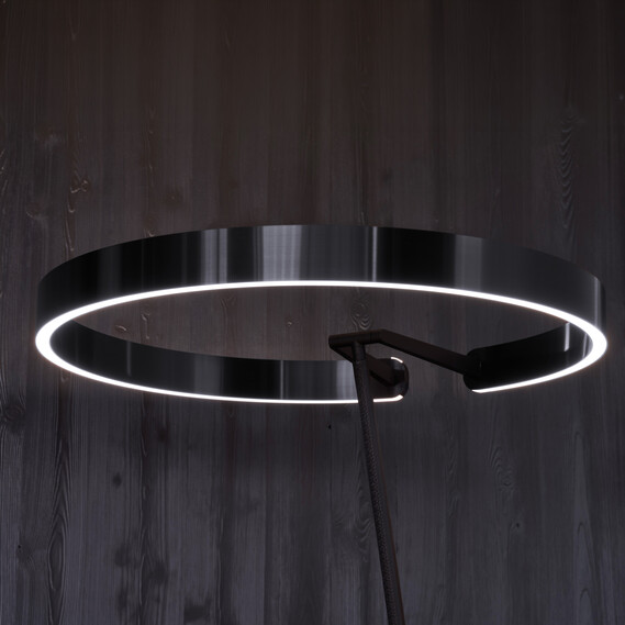 Occhio Mito largo led standing luminaire close up